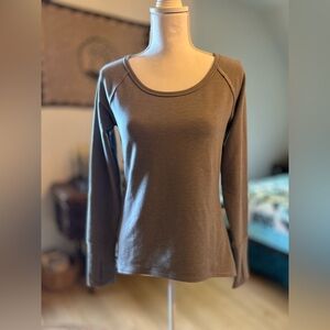 Long-sleeve Athleta top